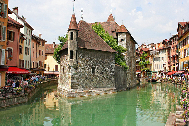 Aux 4 coins d'Annecy
