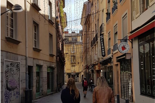 Grenoble a la loupe